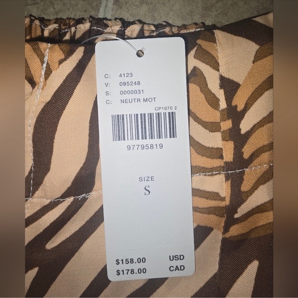 NWT Farm Rio x Anthropologie Printed Satin Culotte Pants Small🟡 - Picture 5 of 8